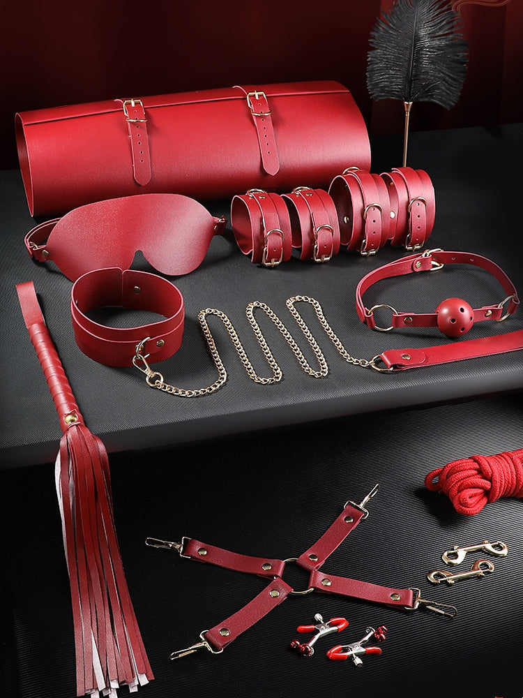 Elegant Red Roll Bundle Bondage Set